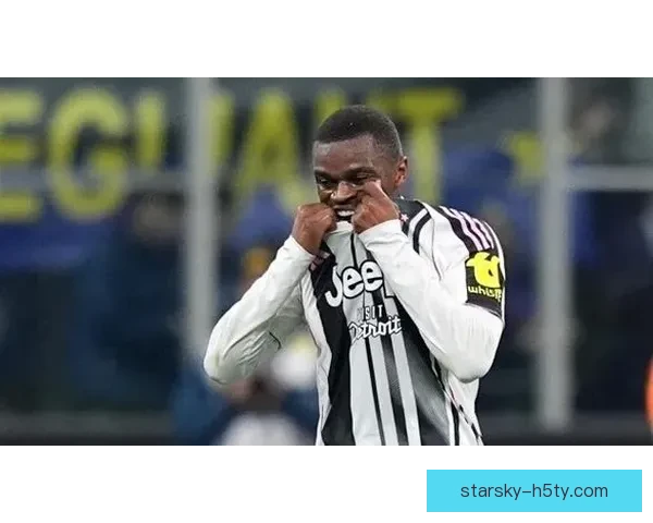 卡卢卢判罚不公依旧显沉稳风度