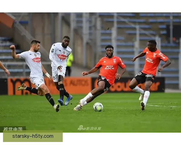 洛里昂昂热焦点对决班巴迪昂领衔